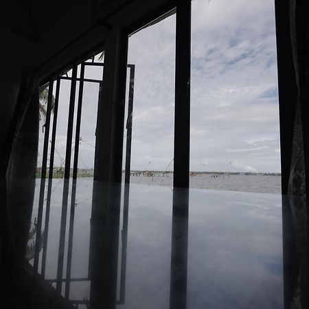 Kallanchery Retreat Kochi المظهر الخارجي الصورة