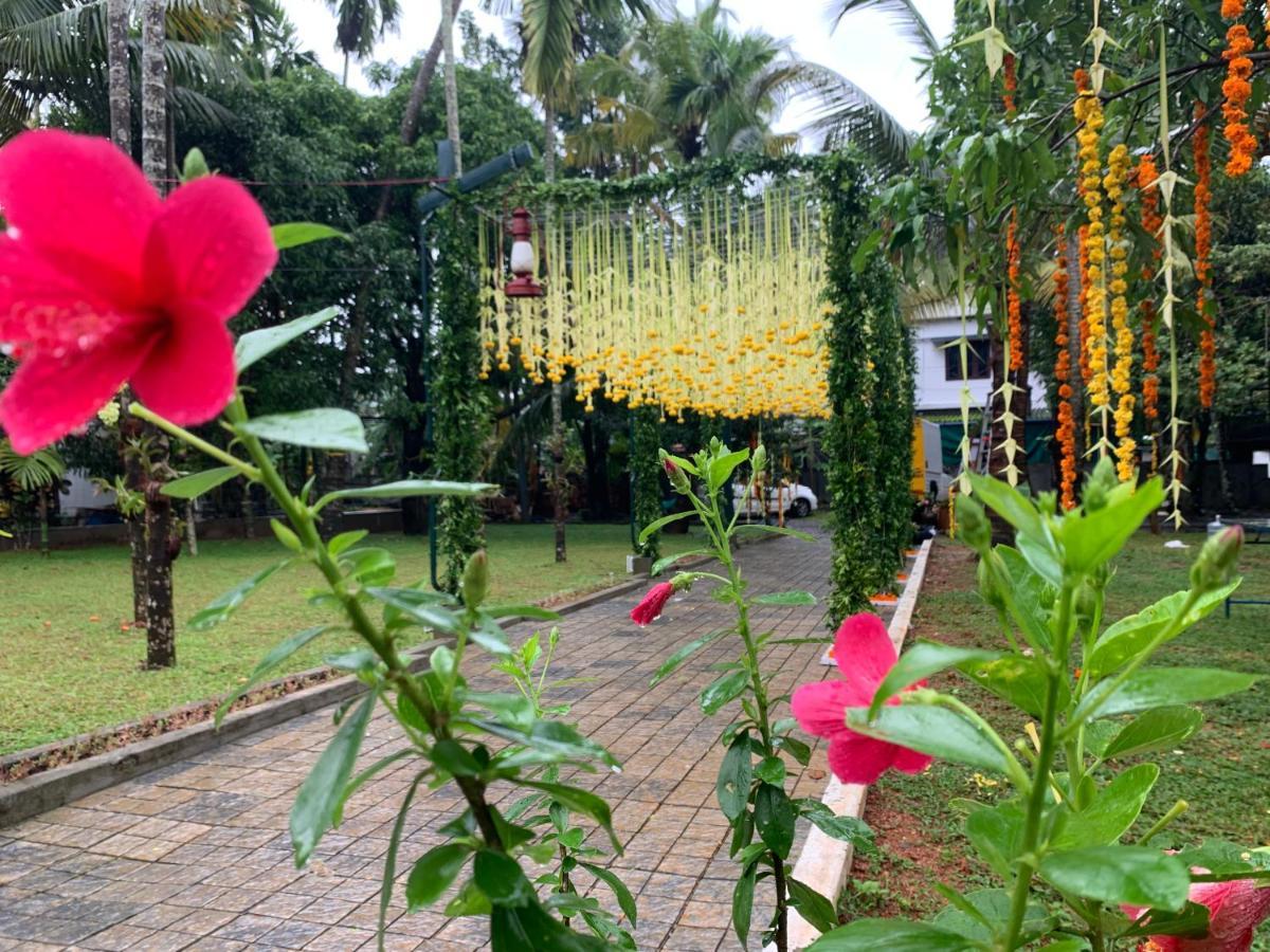 Kallanchery Retreat Kochi المظهر الخارجي الصورة
